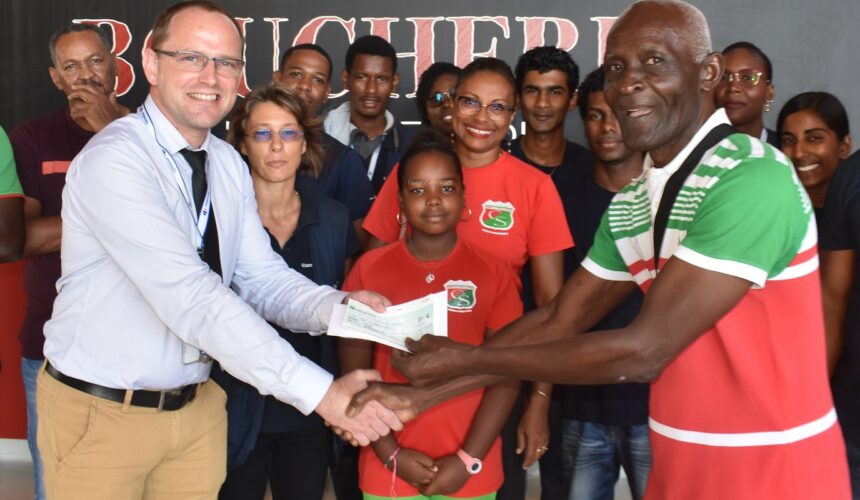 Cyril Guédon instaure les heures calmes au Carrefour contact de Saint-François