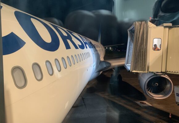 Arrivée vol corsair aéroport Guadeloupe pôle Caraïbes