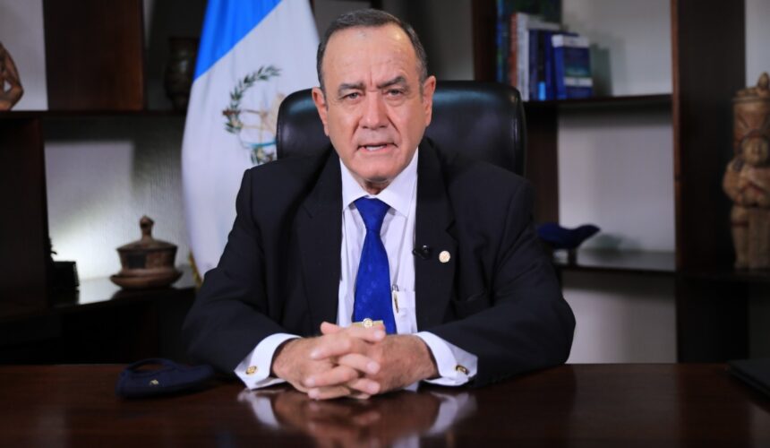 Alejandro Giammattei en mars 2022