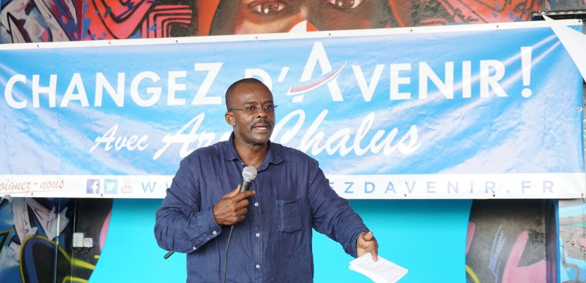 Ary Chalus en campagne pour les régionales de 2015 en Guadeloupe