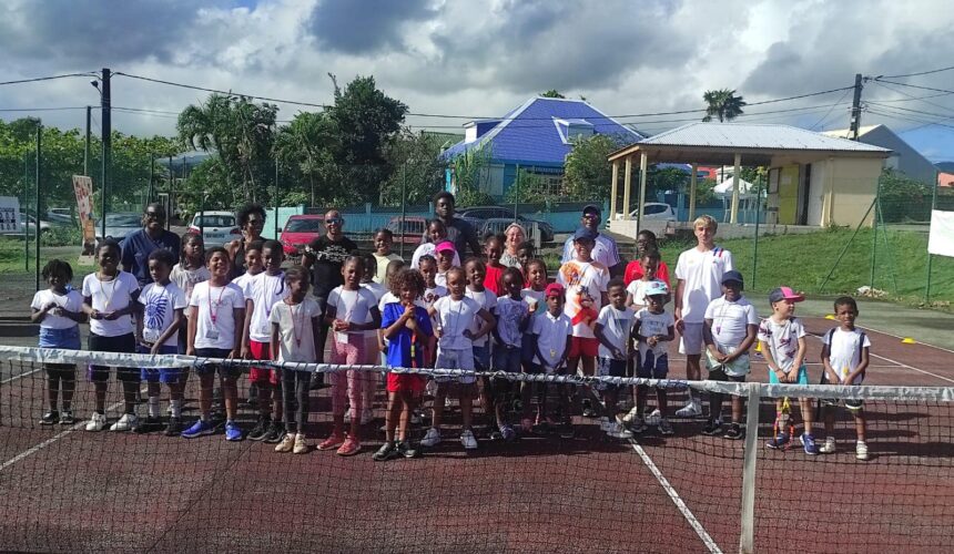 L'association Gwo kako et la ville de Sainte-Rose ont organisé une action de promotion de la santé et du bien-être intitulée "santé bouger" à laquelle plus de 90 enfants ont participé. Photo : FB Ville de Sainte-Rose 971