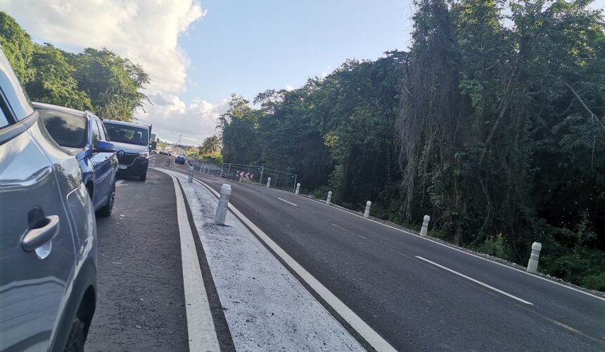 Travaux de la Voie verte à Jarry des retards et défauts qui vont durer. Photo Le Courrier de Guadeloupe. Mars 2024