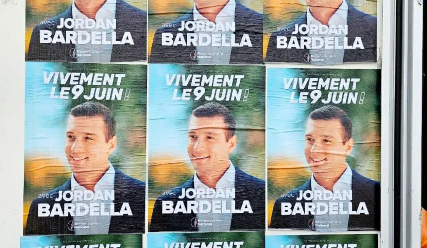 Affiche de campagne de la tête de liste du Rassemblement national, Jordan Bardella, aux élections européennes 2024