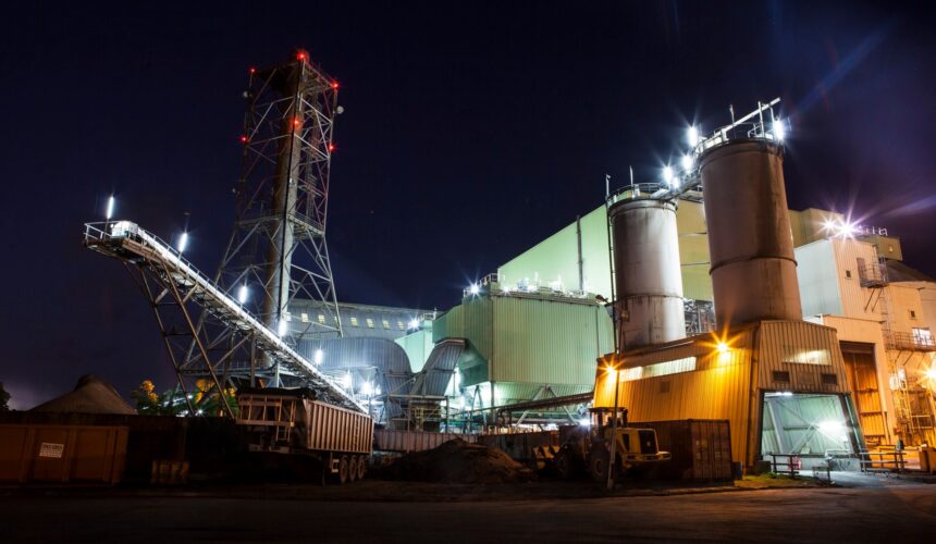 Centrale électrique bagasse charbon exploitée par Albioma au Moule. Photo : Albioma