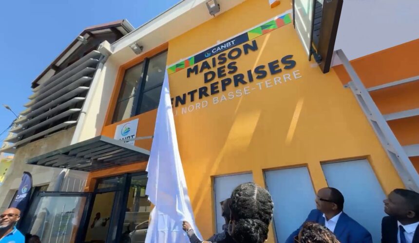 La Maison des entreprises de la Communauté d’agglomération du Nord Basse-Terre (CANBT) a été inaugurée ce mercredi 18 septembre à Petit-Bourg.