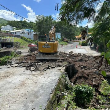 Les travaux de la traverse de Vanier, sur la ravine Tarare, commencent mardi 17 septembre. Photo : FB Ville de Vieux-Habitants