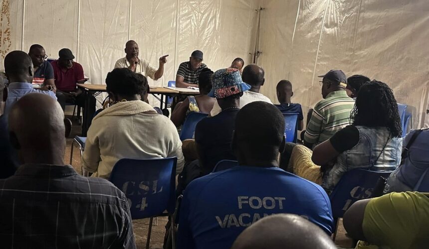 Rencontre citoyenne organisée le 12 avril 2024 au théâtre de Verdure à Saint-Louis de Marie-Galante entre élus et population. Photo : FB commune de Saint-Louis