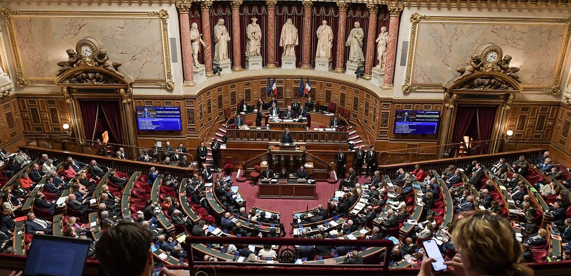 Le Sénat le 15 janvier lors du discours de politique générale du Premier ministre devant les sénateurs à Paris. Photo : Isa Harsin / Sipa