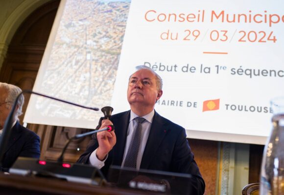 Jean-Luc Moudenc, maire de Toulouse, anciennement Les Républicains, LR, lors d'un conseil municipal de Toulouse. 29 mars 2024, Toulouse, France. Photo : Fred Scheiber / Sipa