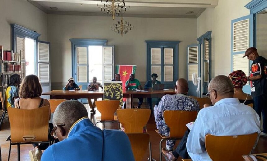 Mercredi 30 avril, conférence de presse des organisations indépendantistes et anticolonialistes de Guadeloupe qui demandent des réparations « matérielles et financières » aux descendants des propriétaires d'esclaves. Photo : DR
