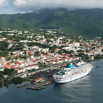 La saison des croisières 2025/2026 a commencé le 8 novembre en Guadeloupe. La saison des croisières 2025/2026 a commencé le 8 novembre en Guadeloupe.