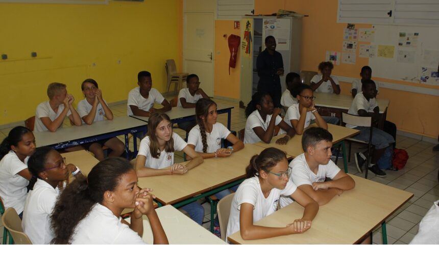 Des élèves en classe en Guadeloupe. Photo d’illustration : Gilles Morel / Sipa Des élèves en classe en Guadeloupe. Photo d’illustration : Gilles Morel / Sipa