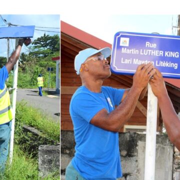 La phase opérationnelle du chantier d'adressage à Port-Louis a commencé avec la pose des nouvelles plaques sur les 203 voies de la commune. Photo : Commune de Port-Louis La phase opérationnelle du chantier d'adressage à Port-Louis a commencé avec la pose des nouvelles plaques sur les 203 voies de la commune. Photo : Commune de Port-Louis