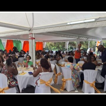 Cérémonie des vœux au personnel de la commune de Petit-Canal, sur le site de Duval, mercredi 14 janvier 2026. Le Maire a présenté ses vœux pour 2026, dressé le bilan de l'année 2025, évoqué quelques projets de 2026. Photo : Commune de Petit-Canal Cérémonie des vœux au personnel de la commune de Petit-Canal, sur le site de Duval, mercredi 14 janvier 2026. Le Maire a présenté ses vœux pour 2026, dressé le bilan de l'année 2025, évoqué quelques projets de 2026. Photo : Commune de Petit-Canal