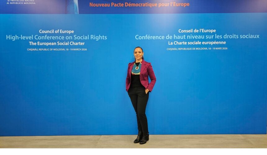Sabrina Cajoly à la conférence ministérielle de Chisinau, Moldavie, « pour exiger le respect des droits humains dans les territoires dits d’Outre-mer » le 18 mars 2026. Photo : FB Sabrina Cajoly