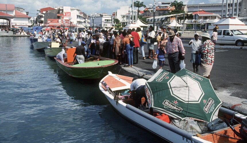 Photo d’illustration. Arrivée de pêcheurs sur les quais à Pointe-à-Pitre. Deya / Sipa