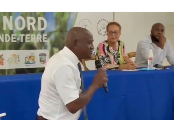 Jean Bardail, maire de Morne-à-l'Eau, vient de remporter 27 voix sur 40 le 16 avril 2026 et entame un nouveau mandat à la tête de l'intercommunalité du Nord Grande-Terre.