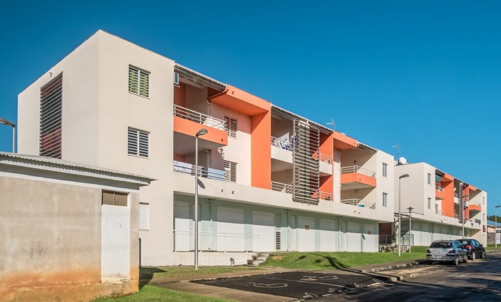 Un “effondrement brutal” du budget pour le logement social