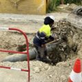 À Petit-Canal, le Syndicat de l’eau poursuit les travaux de renouvellement du réseau d'eau potable et de création du réseau d'assainissement. Un investissement de 6 millions. Avril 2026. Photo : SMGEAG