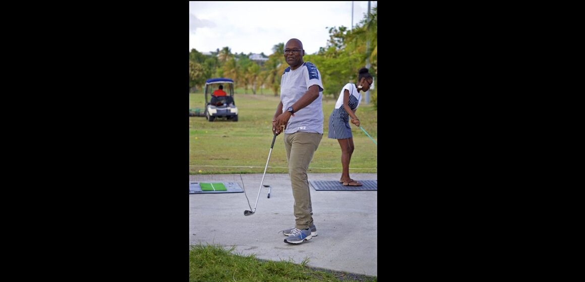 Photo d'illustration. Bernard Pancrel, ancien maire de Saint-François, sur le golf municipal. Photo : DR